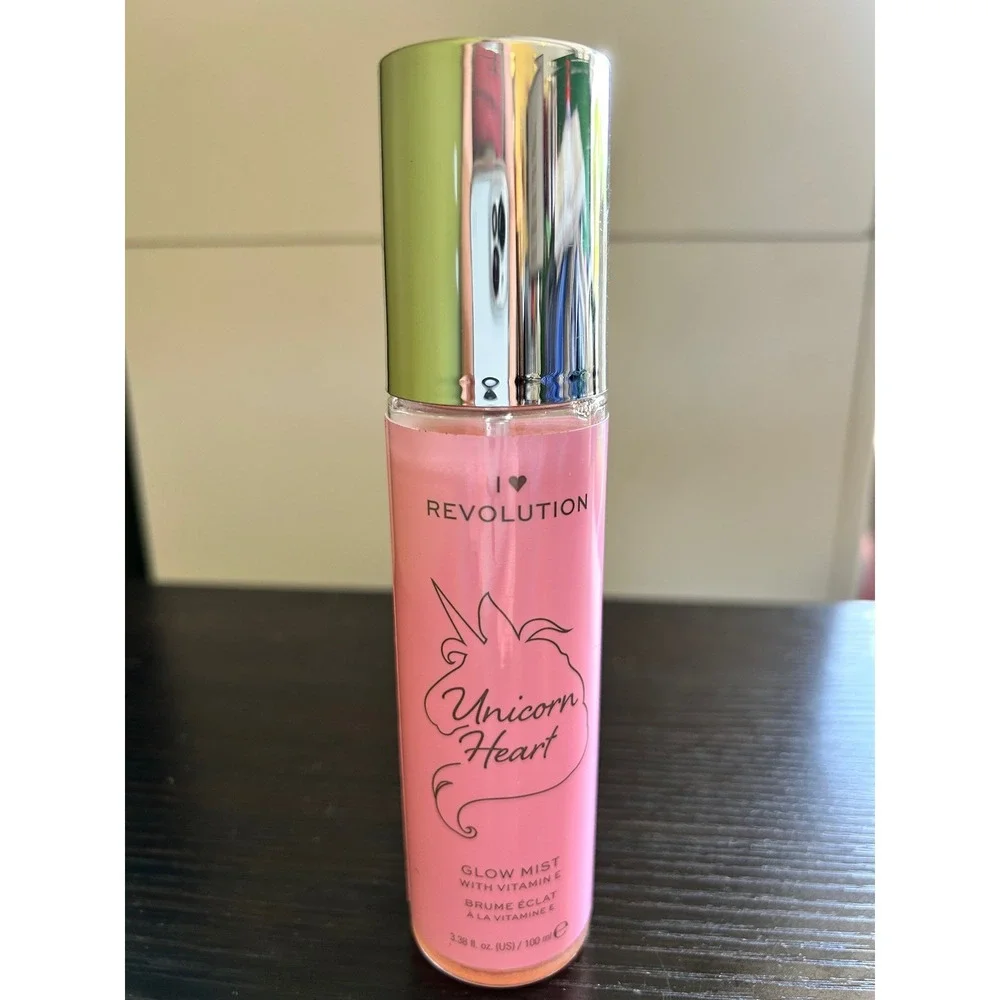 I Heart Revolution Unicorn Heart Glow‎ Mist Vitamin E Face Spray 3.38oz New